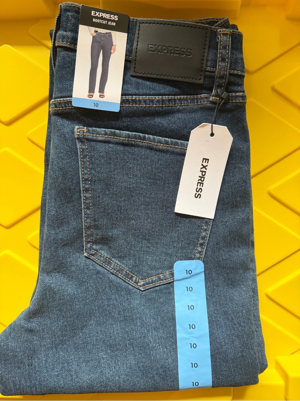 Express Men’s Mid Wash Bootcut Jeans - Blue